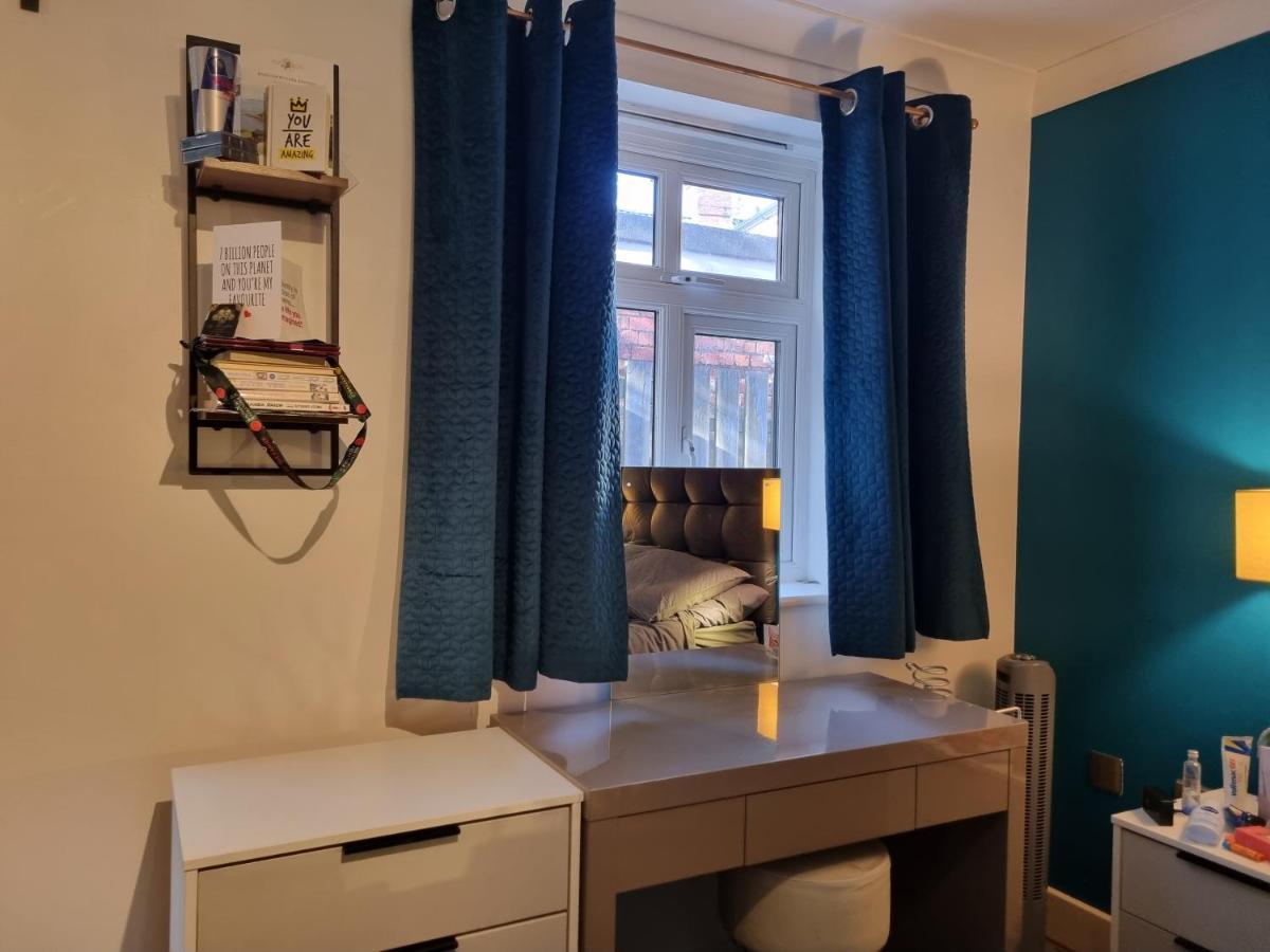 Appartamento The Belmont, Old Town Swindon Esterno foto